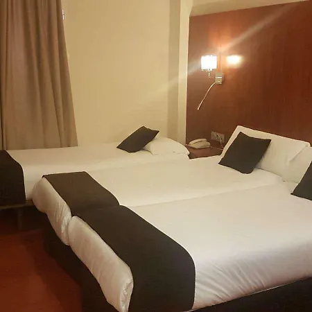 Familia Conde Hotel