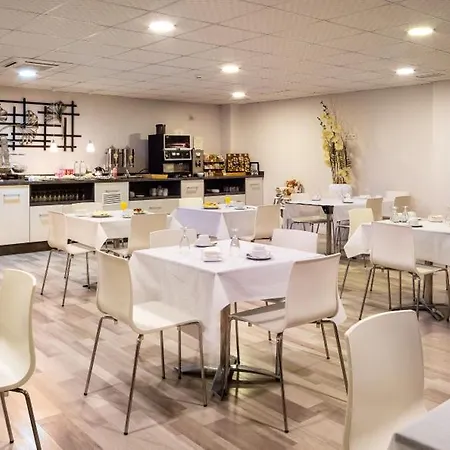 Hotel Familia Conde 3*